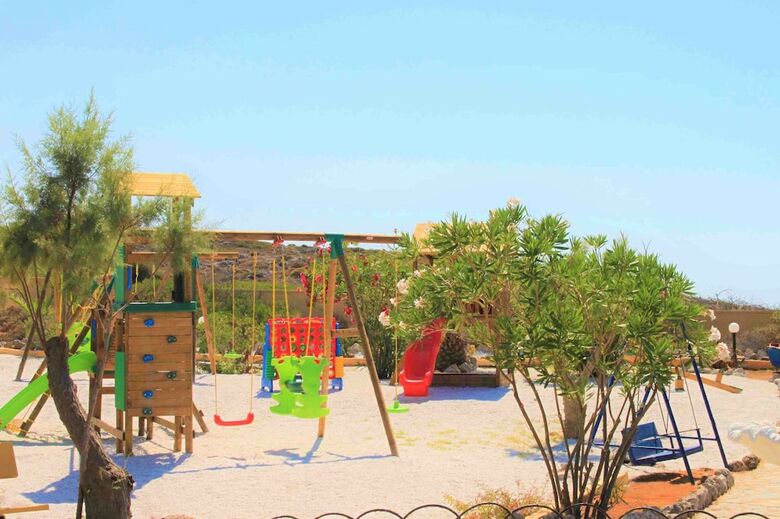 Aparthotel Zorbas Beach Village Hotel