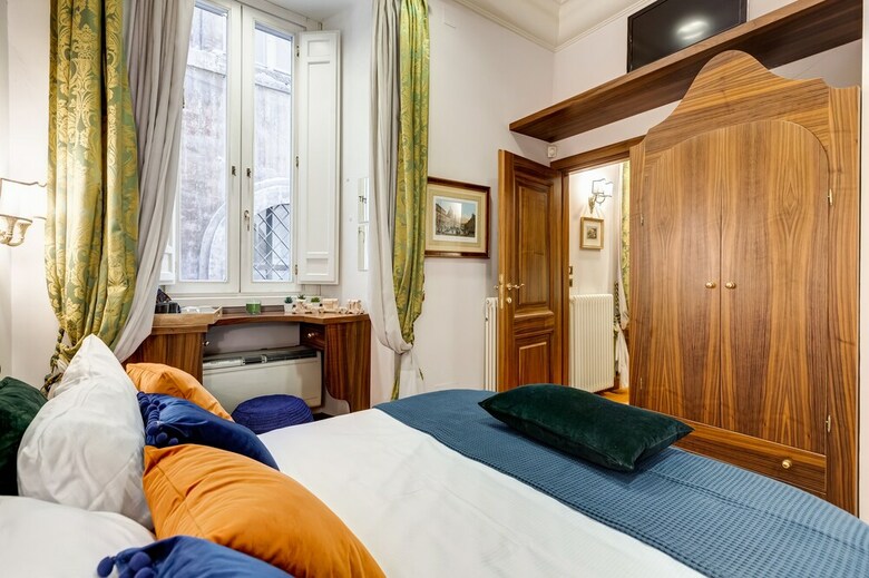 Apartamento Pantheon Antique Suite