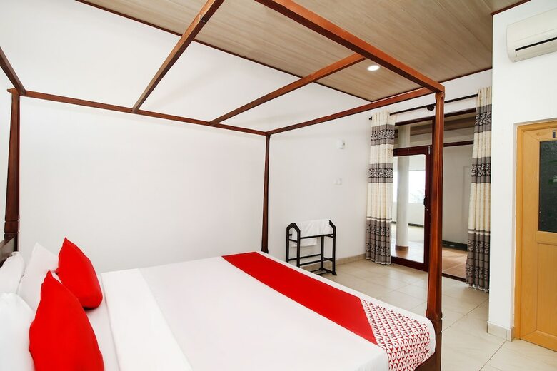 Hotel Oyo 334 Royal Oshin