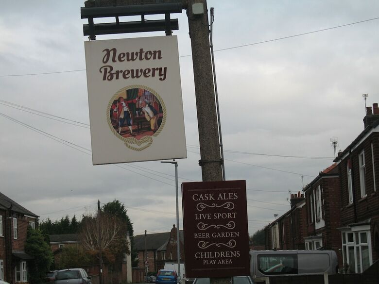 Hotel Newton Brewery Inn
