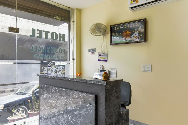 Oyo 46735 Hotel Royal Dreams