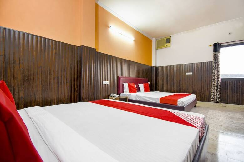 Oyo 46735 Hotel Royal Dreams