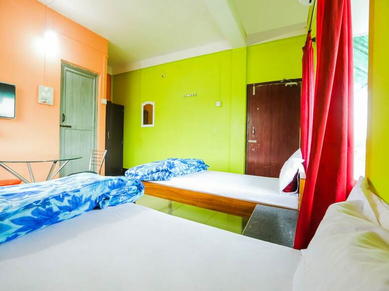 Spot On 47105 Hotel Hornbill