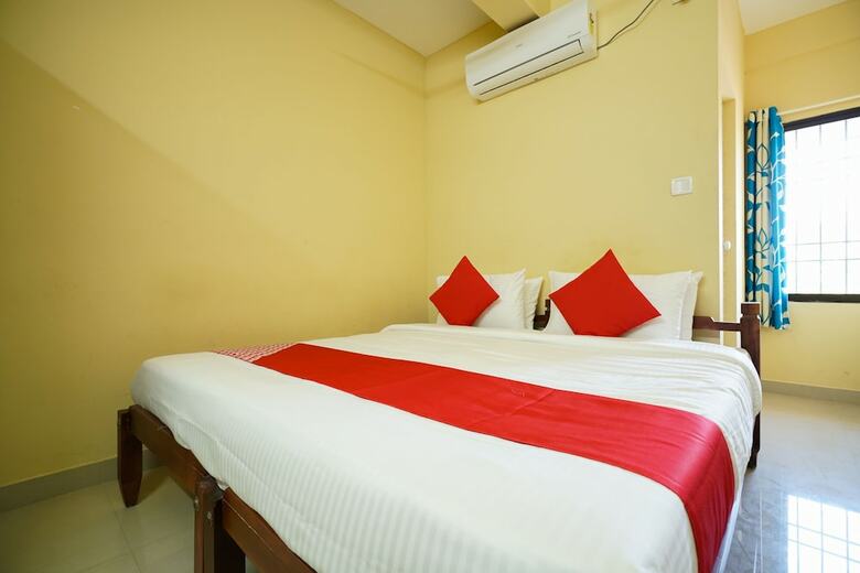 Hotel Oyo 4280 The City Gate Residency