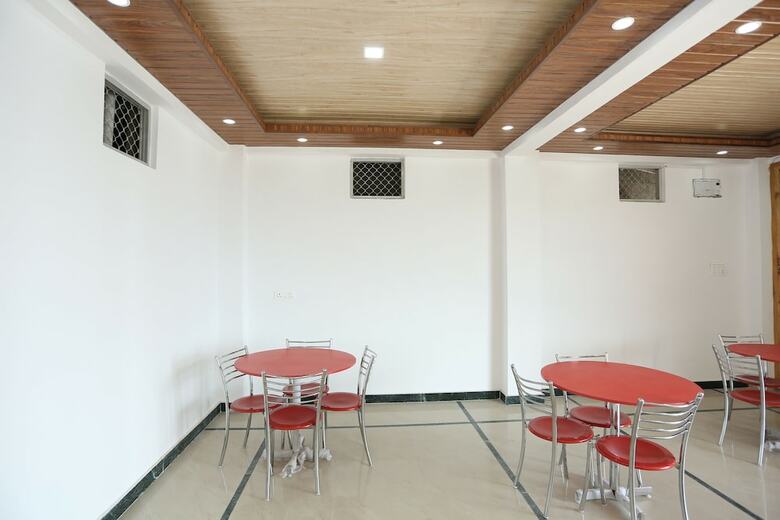 Hotel Oyo 28859 Ananta Resorts