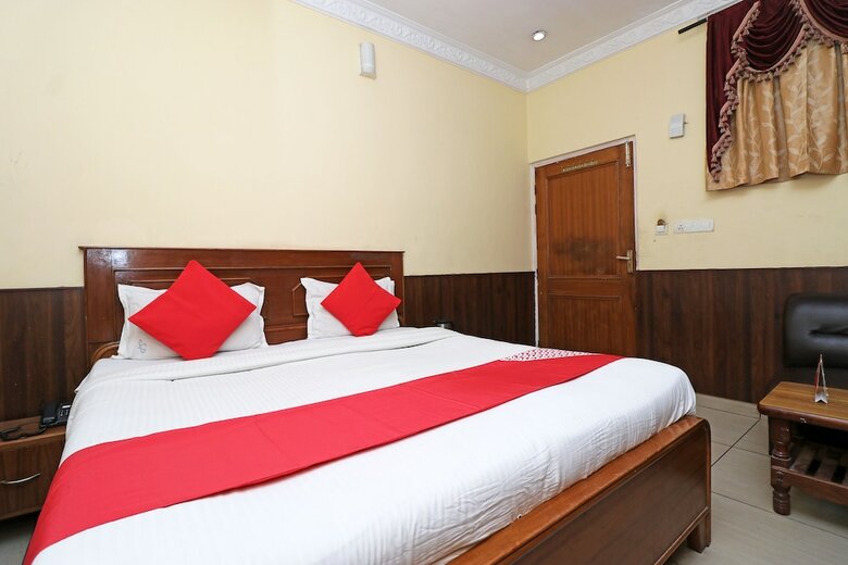 Oyo 30858 Hotel Sp International