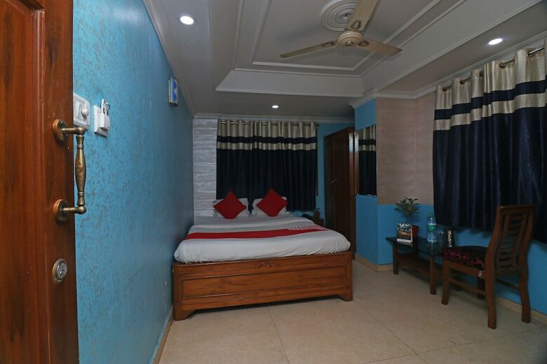 Oyo 16209 Hotel Ambar Palace