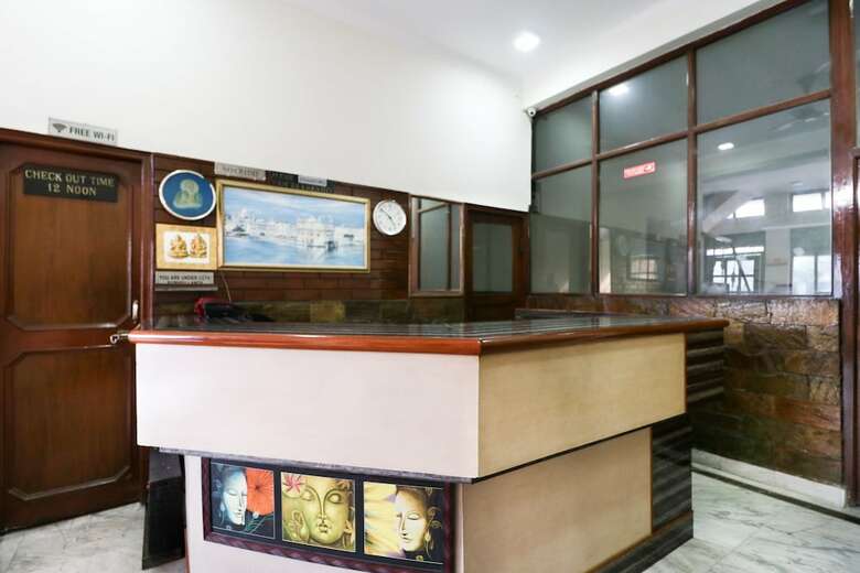 Spot On 46852 Hotel Pal Regency
