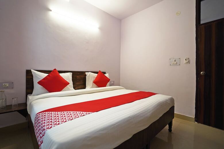 Hotel Spot On 30890 Sector 45 Noida
