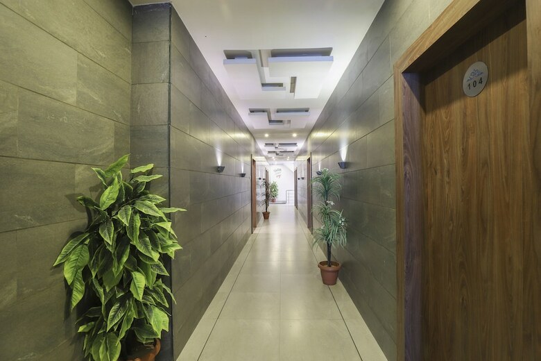 Hotel Capital O 48764 Apple Residency