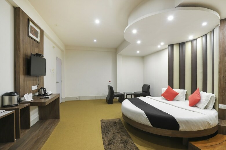 Hotel Capital O 48764 Apple Residency