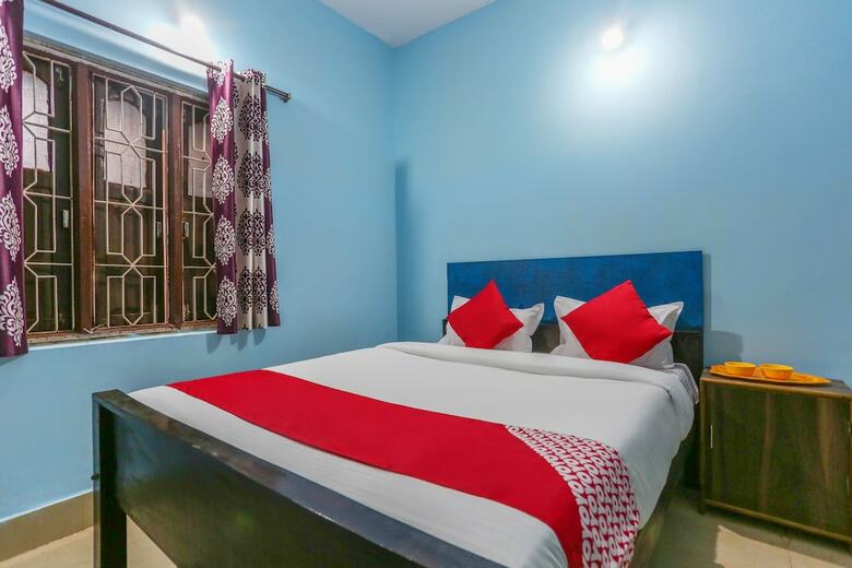 Hotel Oyo 46929 Royal Blues