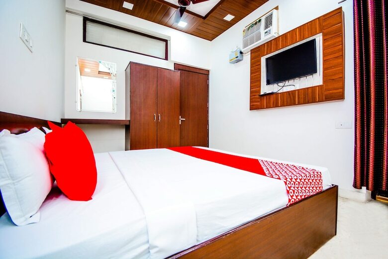 Oyo 36683 Hotel Mubarak
