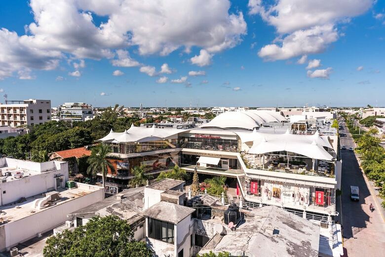 One Paralia Condo Boutique
