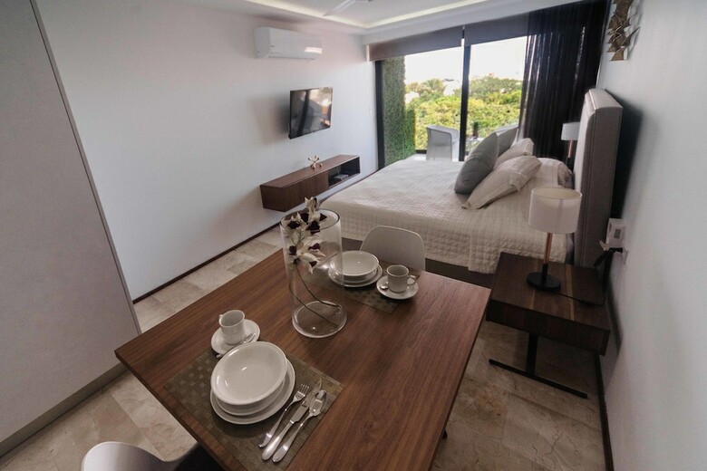One Paralia Condo Boutique
