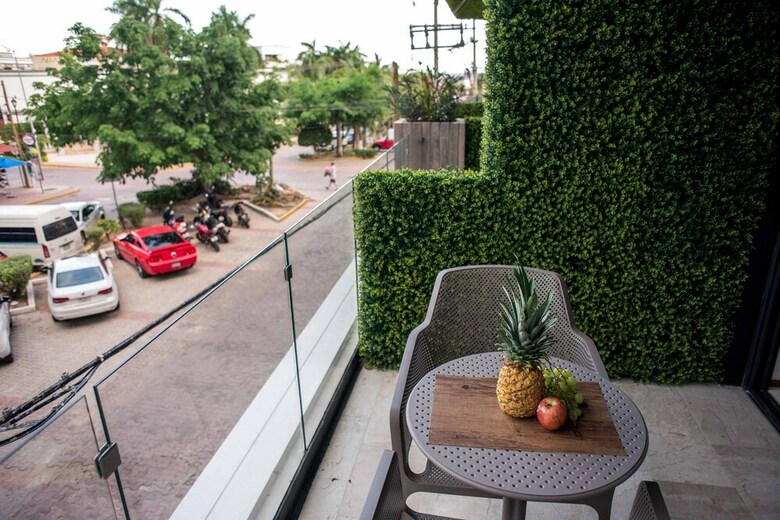 One Paralia Condo Boutique