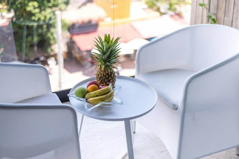 One Paralia Condo Boutique