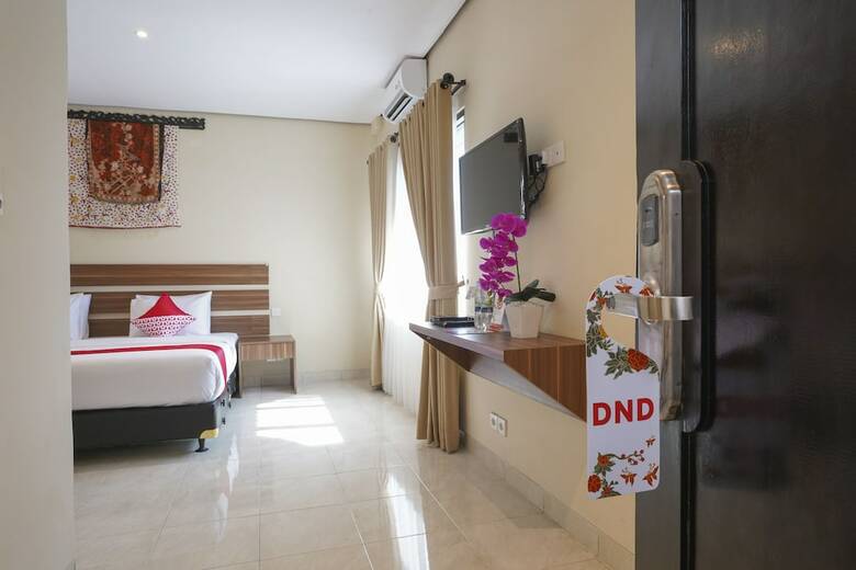 Oyo 1992 China Town Hotel Bali