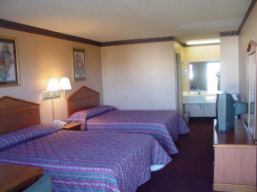 Motel Garden Inn & Suites