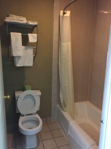 Hotel Garden Inn & Suites