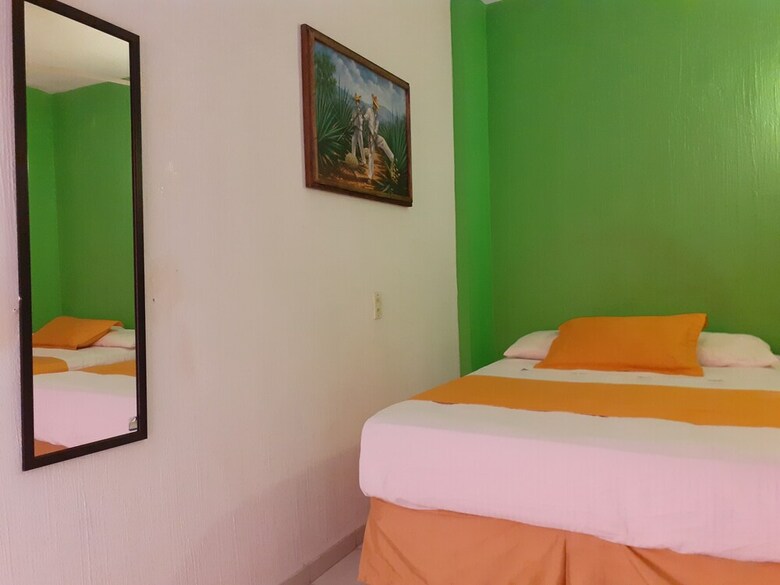 Hotel Casa Mexicana Barra de Navidad