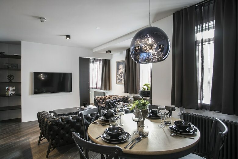 Ava Apartments