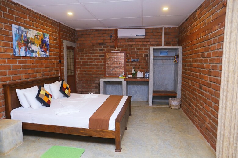Hotel Click Hiriketiya