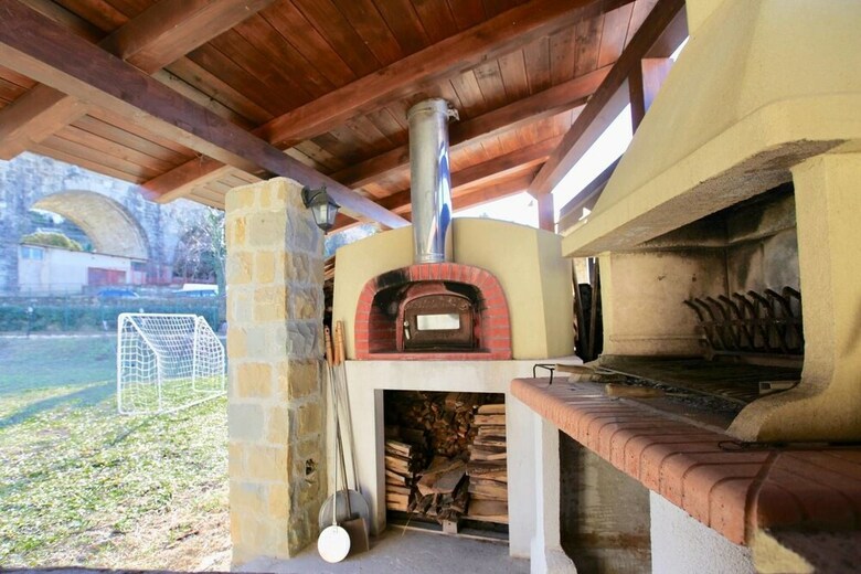 Hotel Triestevillas 3min To Beach, Sauna +jacuzzi +bbq