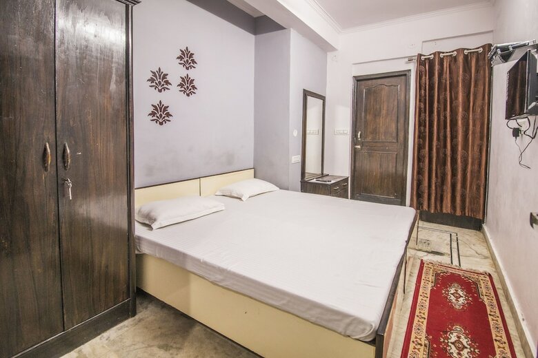 Hotel Maa Vaishno Guest House