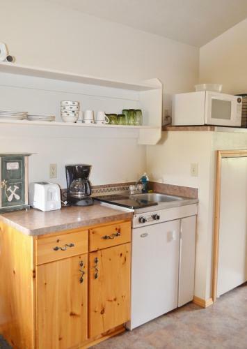 Lodge Sleepy J Cabins