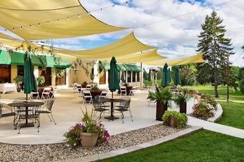 Hotel Arrowwood Resort And Conference Center