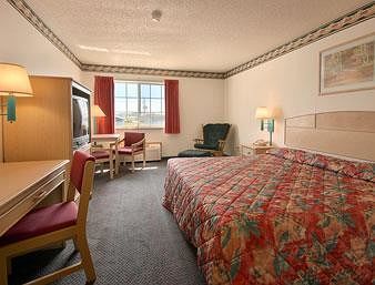 Hotel Super 8 Motel - Carroll East