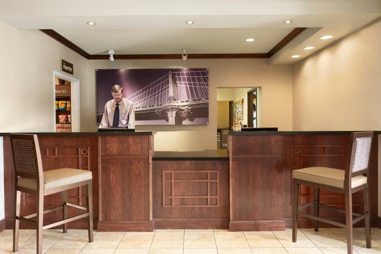 Hotel Staybridge Suites Tampa East- Brandon