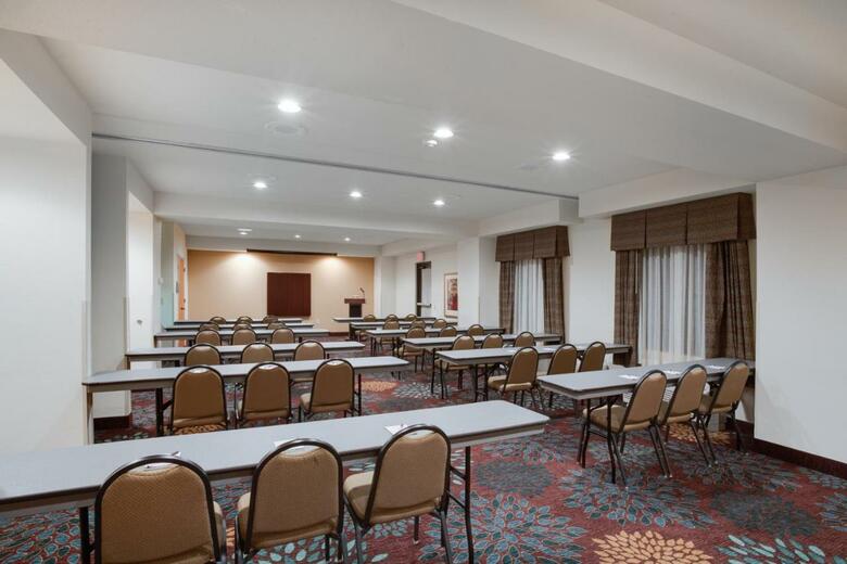Hotel Staybridge Suites Tampa East- Brandon