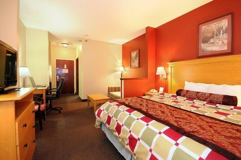Hotel Best Western Crossroads Inn