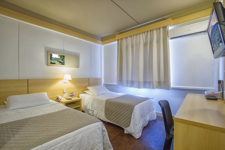 Hotel Le Canard Joinville