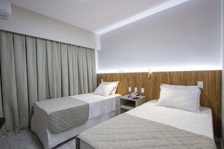 Hotel Le Canard Joinville