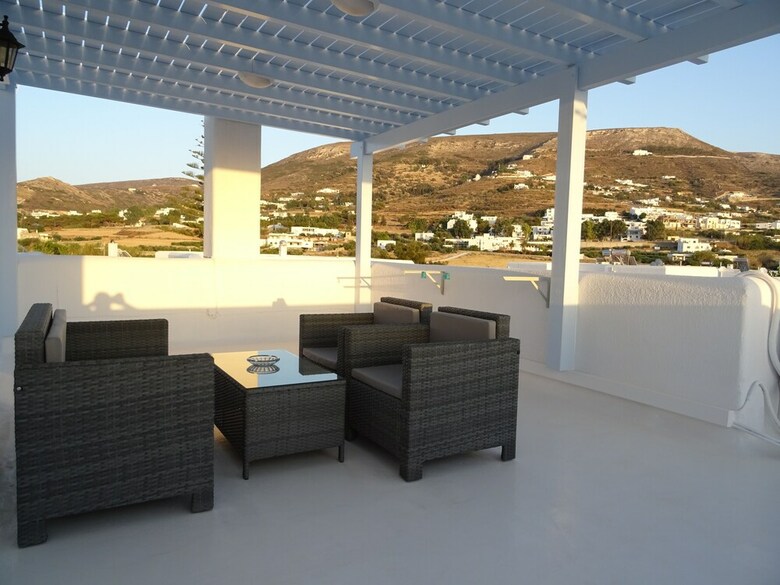 Kontaratos Studios & Apartments