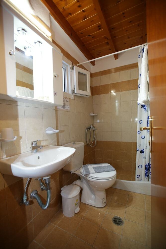 Kontaratos Studios & Apartments