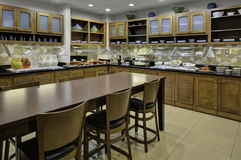 Hotel Springhill Suites By Marriott Atlanta Perimeter Center