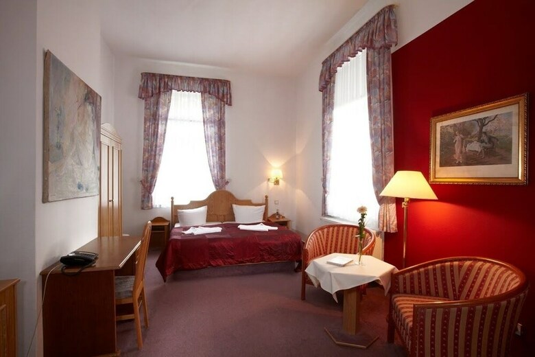 Hotel Wei�es Schlo�