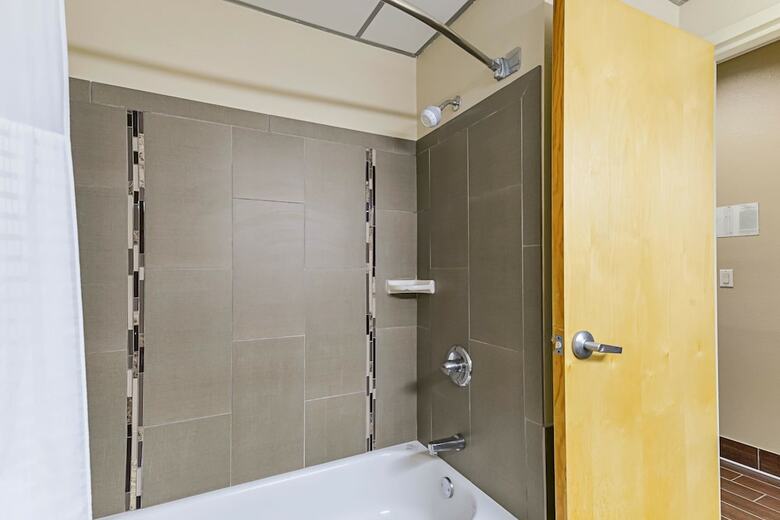 Hotel Comfort Suites Lubbock