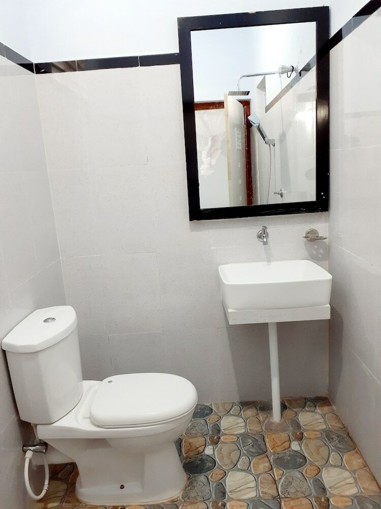 Hotel Raa Pala Lake Resort