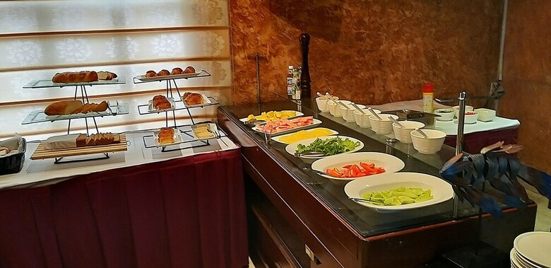 Victoria Crown Plaza Hotel