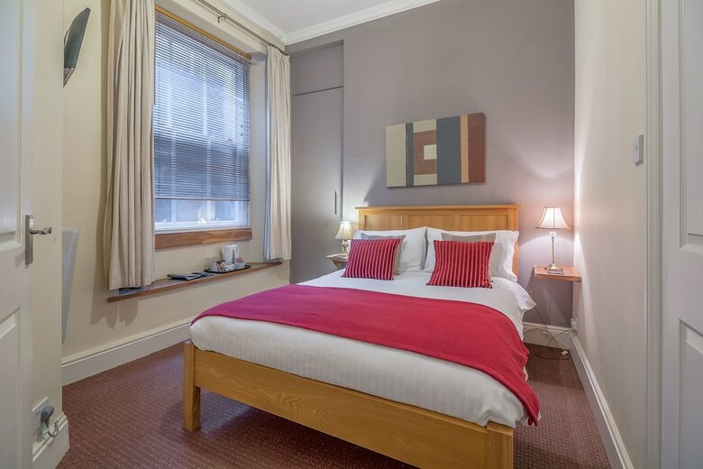Hotel Ambleside Central - Guest House