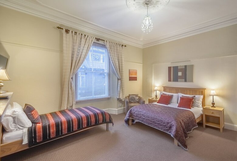 Hotel Ambleside Central - Guest House