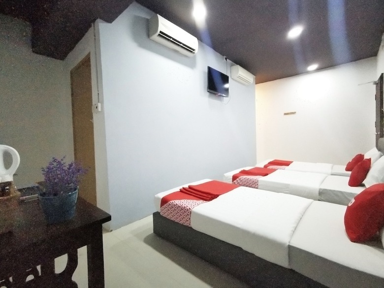 Hotel Oyo 89398 Doorbellz