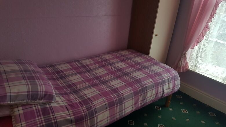 Hotel Gracelands Guest House