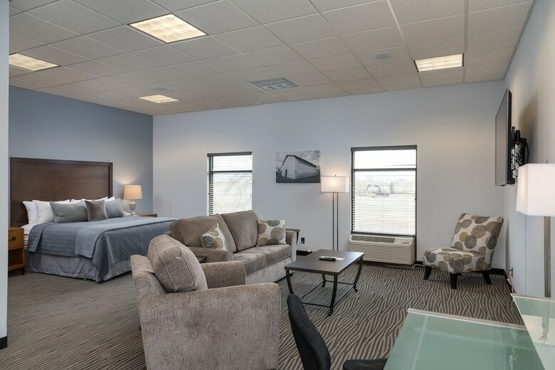 Cerulean Hotel, A Running Y Property
