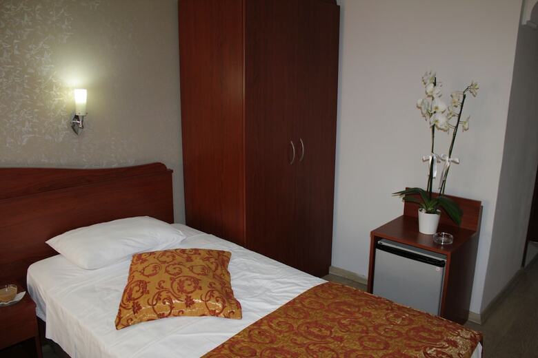 Hotel Kaya Otel